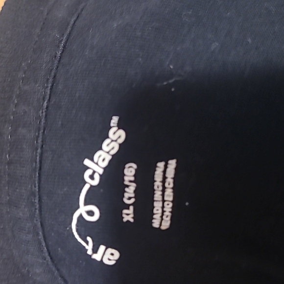 NWOT Sun and moon crop top - Picture 3 of 3